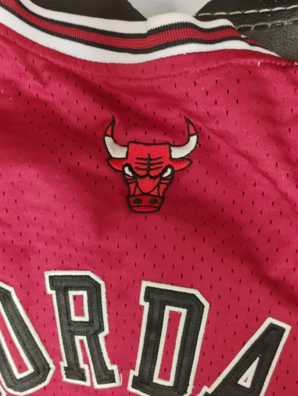 VINTAGE NIKE AUTHENTIC CHICAGO BULLS MICHAEL JORDAN #23 JERSEY SZ SMALL